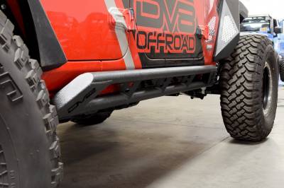 DV8 Offroad - JEEP JL 2018+ 4 DOOR TUBULAR ROCK SLIDER WITH PLATED END CAPS SRJL-03