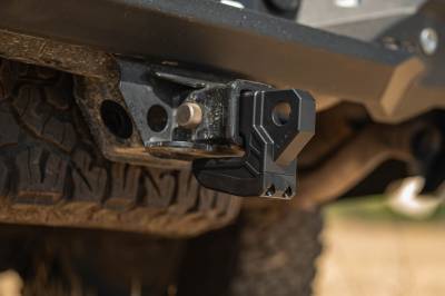 DV8 Offroad - DV8 Xtract Hitch Skid Plate - Black