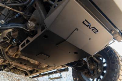 DV8 Offroad - DV8 Offroad SPTT1-04 Skid Plate - Image 6