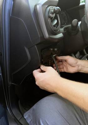 sPOD - sPOD Touchscreen or HD Mounting Panel for 16 - 19 Toyota Tacoma s - Image 5