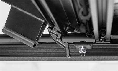 ACI - ACI B6020089 LOMAX Hard Tri-Fold Cover - Image 2
