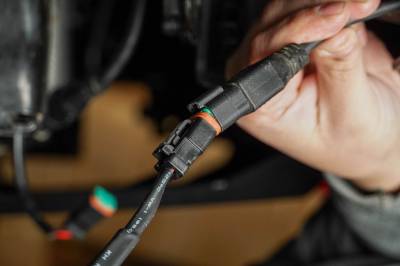 DV8 Offroad - DV8 Offroad 4-Way 1-DTP to 4-DTP Plug Harness - Image 1