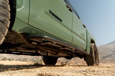 DV8 Offroad - DV8 Offroad 2022-2025 Toyota Tundra DV8 Offroad OE Plus Side Steps - Image 1